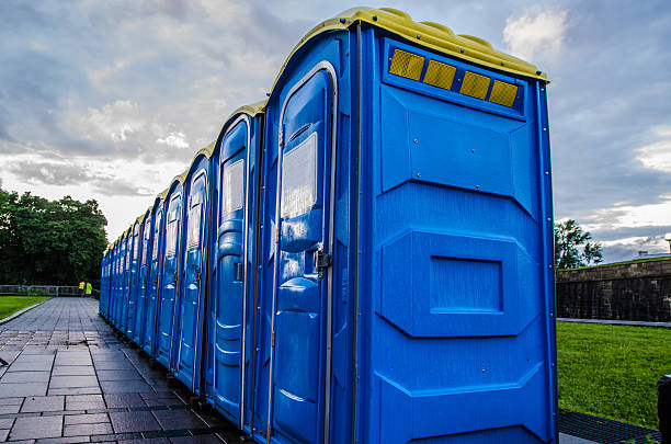 Best Restroom Trailer for Weddings  in Halfway House, PA